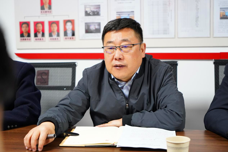 公司黨委副書記、總經(jīng)理徐國強一行深入選煤公司進行工作調(diào)研配圖2.png