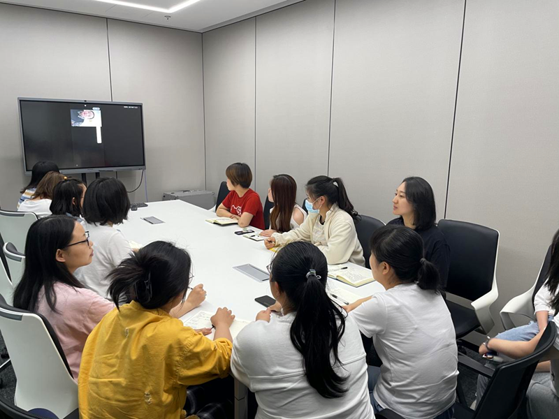 北京新能科技公司：組織全體女職工收看心理健康知識(shí)直播講座圖1.png