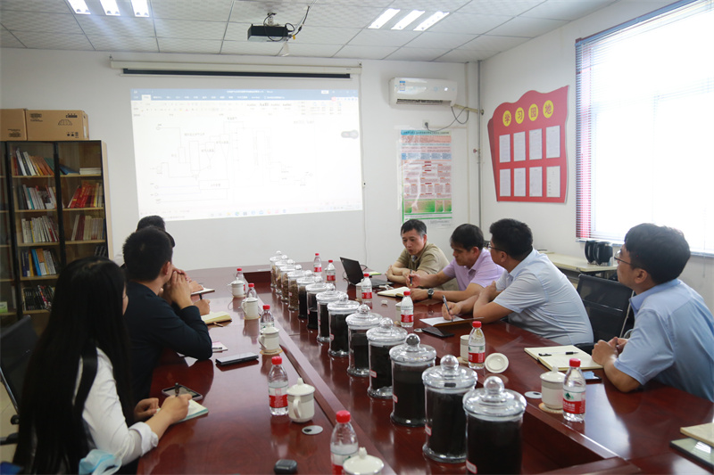 浙江大學熱能工程研究所王勤輝教授到新型能源三原公司指導交流-2.jpg