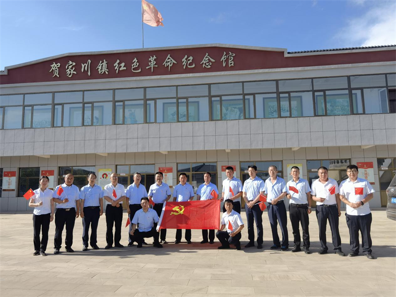 選煤公司陜北黨小組開展“黨在我心中，永遠(yuǎn)跟黨走”主題黨日活動-5.png