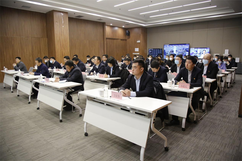 陜煤集團(tuán)黨委副書(shū)記張海泉到新型能源西安公司宣講黨的二十大精神3.png 陜煤集團(tuán)黨委副書(shū)記張海泉到新型能源西安公司宣講黨的二十大精神3.png