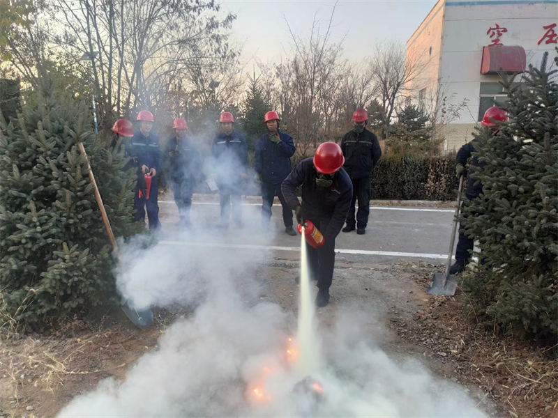 神木分公司：多措并舉 強力推進！全力打贏消防安全“冬春會戰(zhàn)”2.png