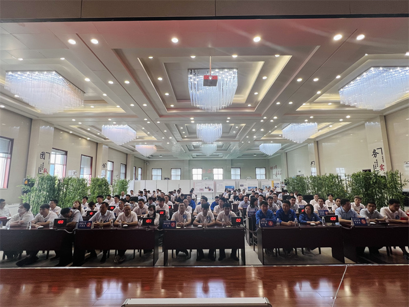 TOP.3：比學(xué)趕超！新型能源公司舉辦“學(xué)法規(guī)、抓落實(shí)、強(qiáng)管理”安全生產(chǎn)普法知識(shí)競(jìng)賽活動(dòng).jpg