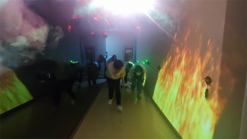 北京公司:探秘西咸新區(qū)國家級消防科普教育基地10.png 北京公司:探秘西咸新區(qū)國家級消防科普教育基地10.png