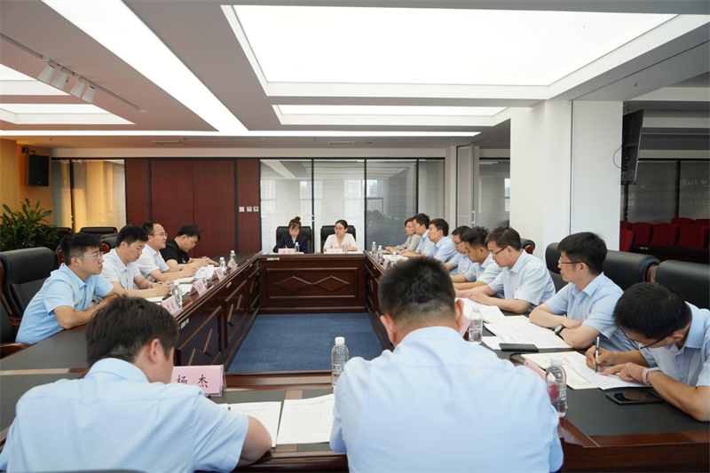公司黨委委員、紀(jì)委書記高小軍到基層單位開展企業(yè)文化、黨建暨黨風(fēng)廉政建設(shè)調(diào)研