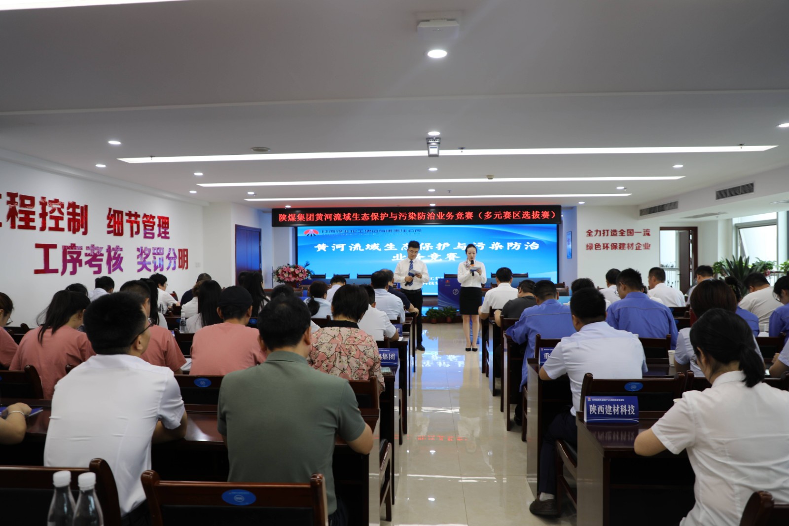 0A0A1516(1).jpg 0A0A1516(1).jpg