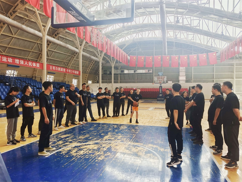 新型能源公司：以“五個(gè)過(guò)硬” 賦能黨建引領(lǐng)高質(zhì)量發(fā)展新動(dòng)能！3.png